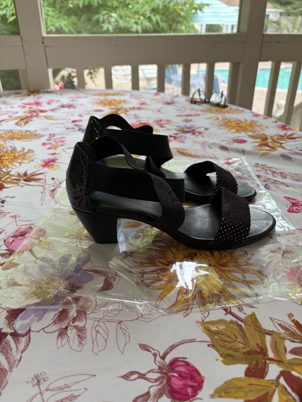 Munro American Slingback Block Heel Sandals - Size 10